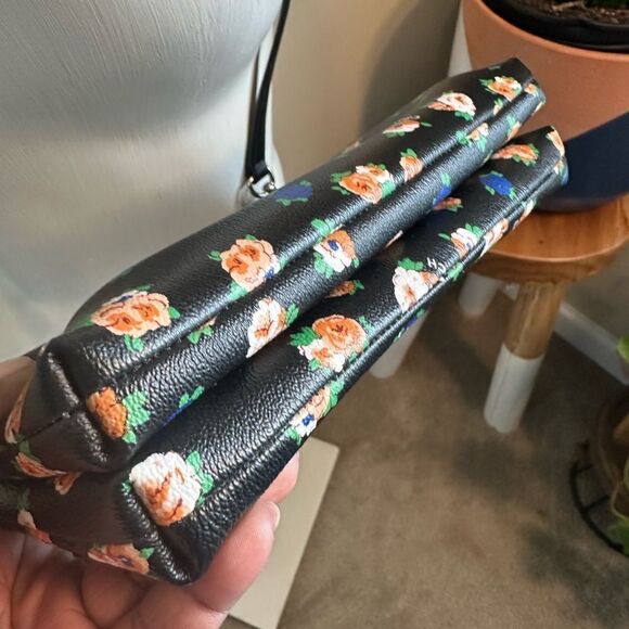 Coach Lyla Crossbody Tea Rose Floral Print - Picture 7 of 10